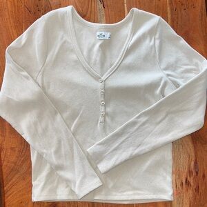 Hollister Off-White cream V-Neck Long Sleeve Top